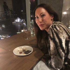 Meet your Posher, Elise